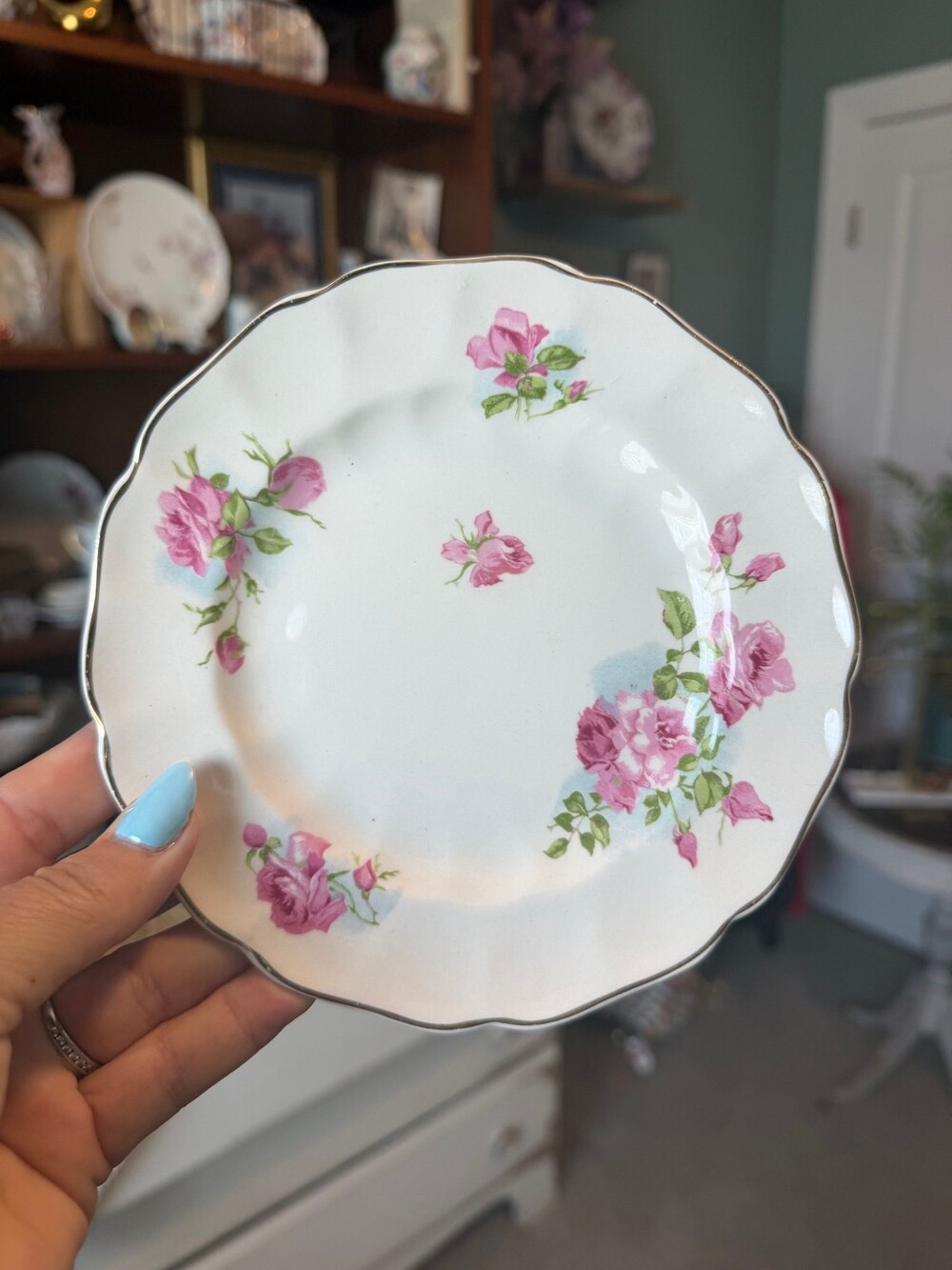 #34 vintage Johnson Brothers Old Chelsea JB381 pink rose side plate.